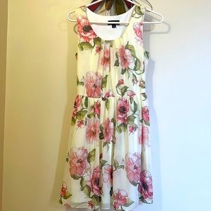 Floral Mini Dress (Size Small)